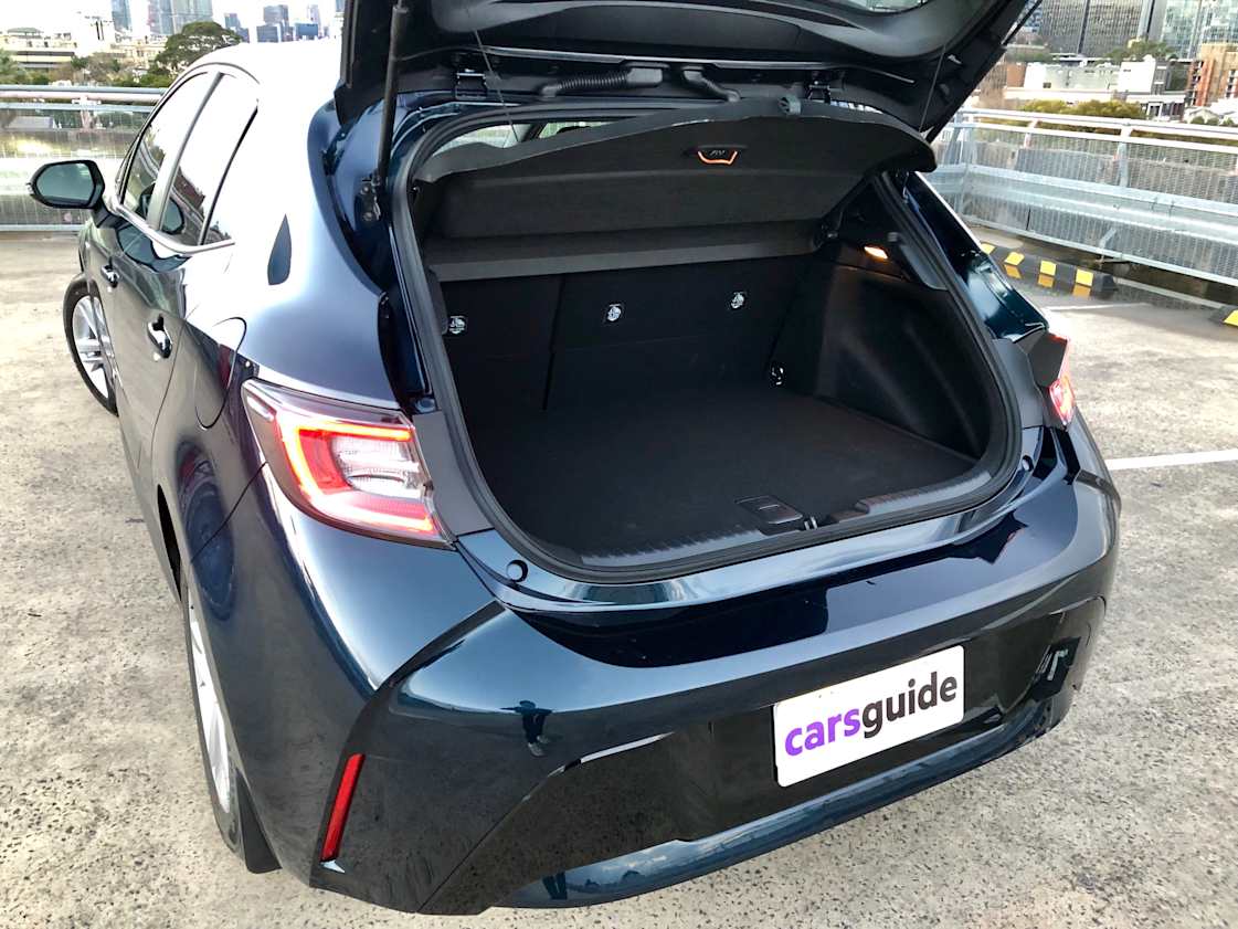 Toyota Corolla 2019 boot space